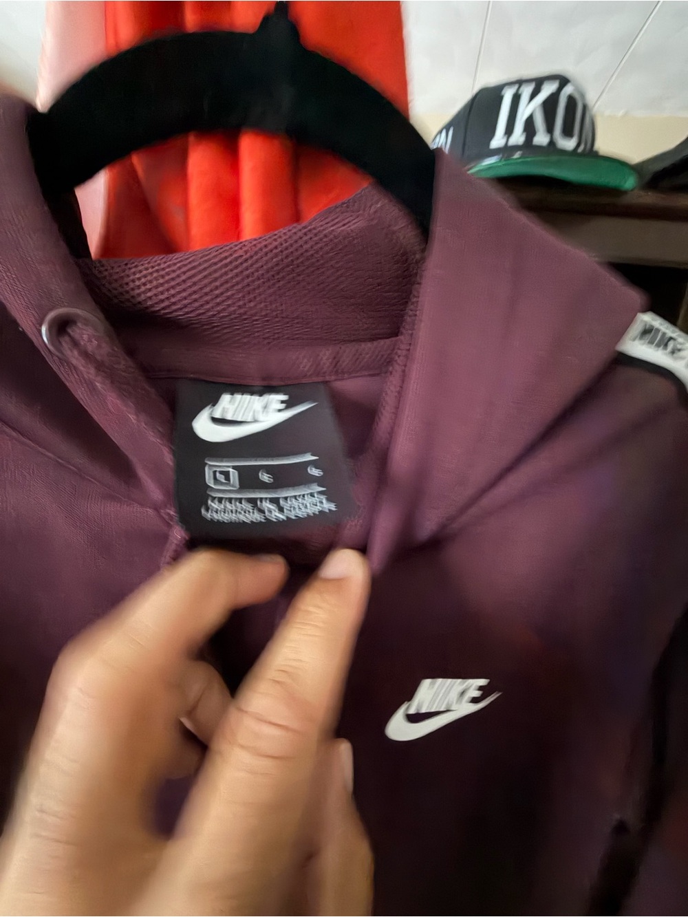 Nike men’s Burgundy Hoody Jacket
